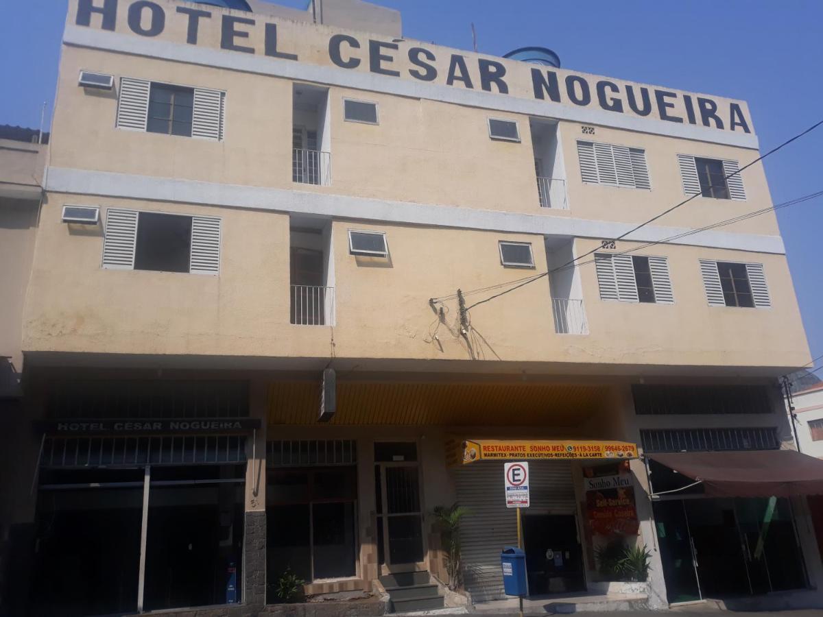 Hotel Cesar Nogueira Aparecida  Exteriör bild