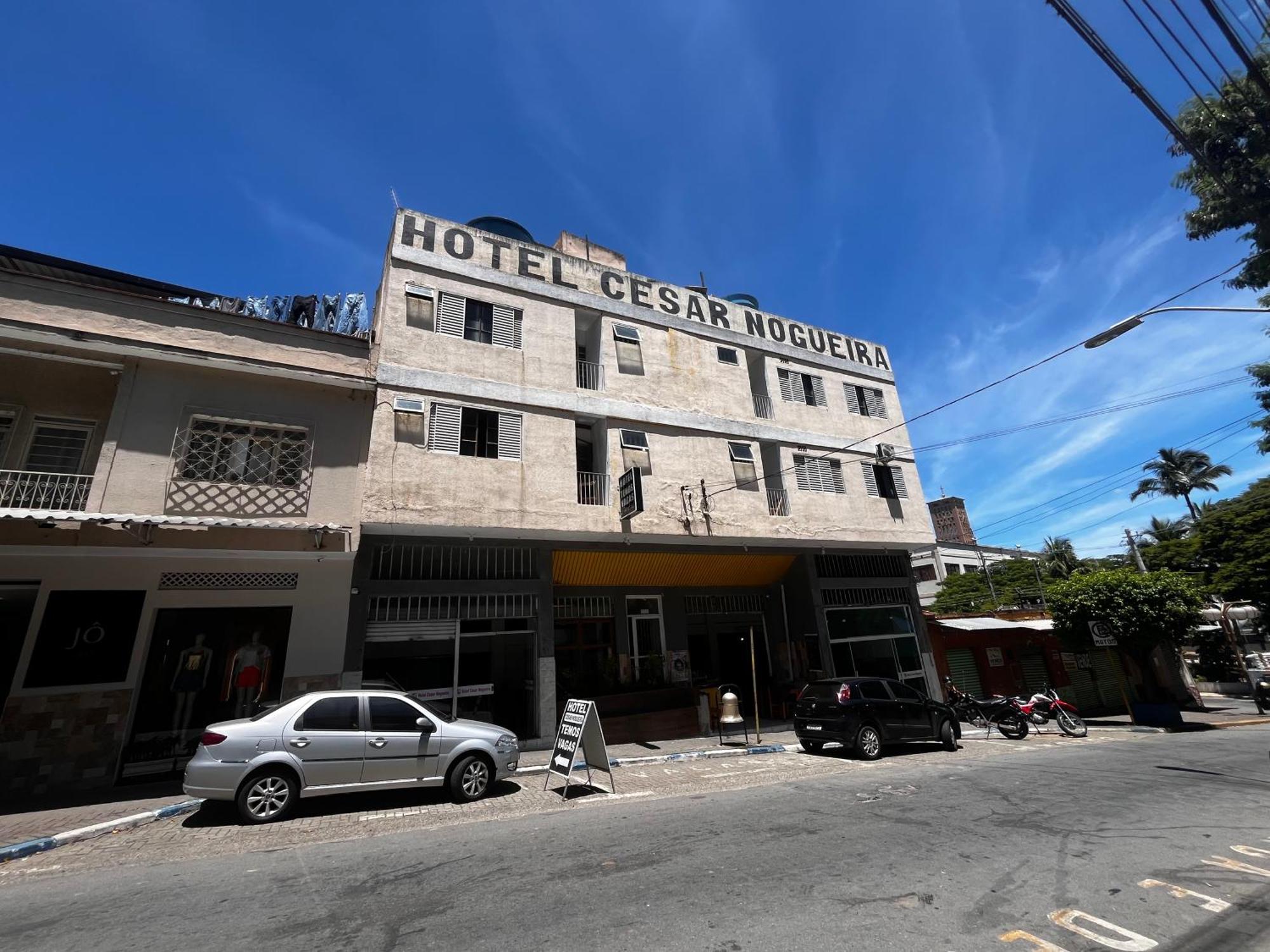 Hotel Cesar Nogueira Aparecida  Exteriör bild
